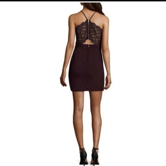 Dress - Picture 5 of 5